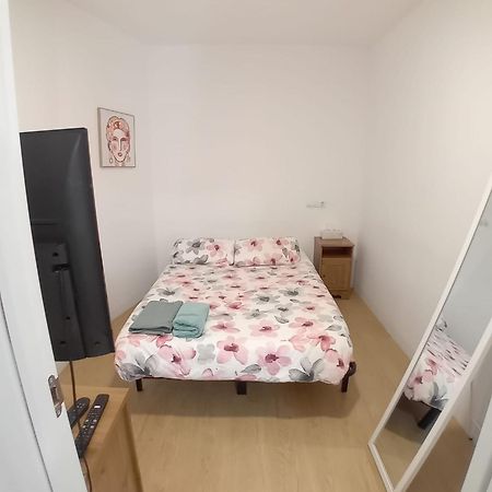 Alquilo Mini Departamento Lejlighed Sant Boi de Llobregat Eksteriør billede