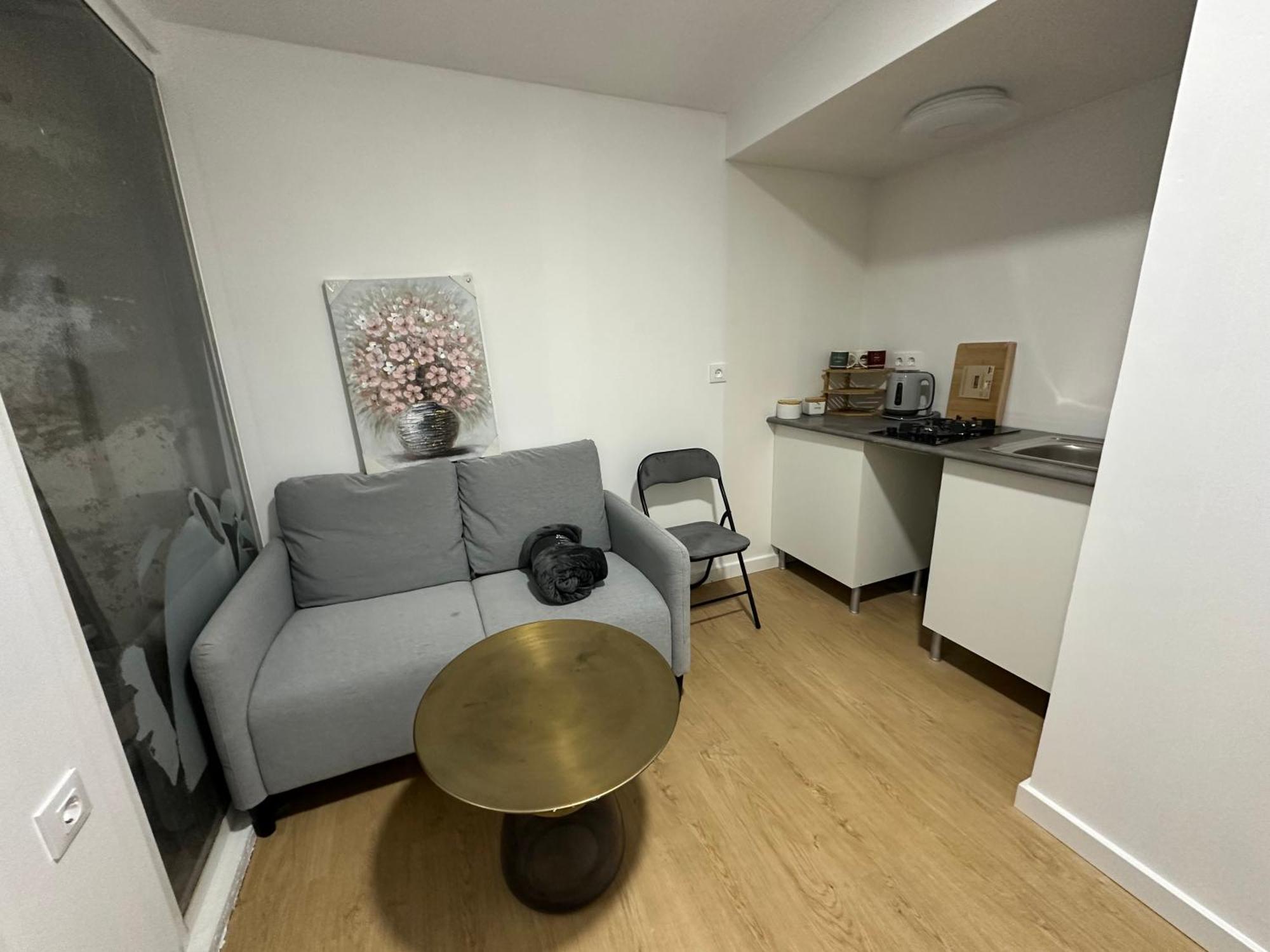 Alquilo Mini Departamento Lejlighed Sant Boi de Llobregat Eksteriør billede